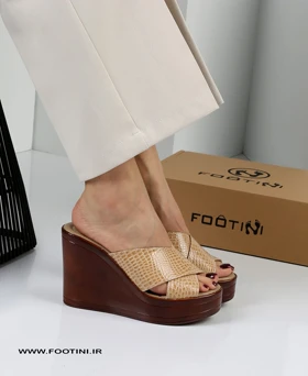 صندل زنانه لژدار سنگی SSE