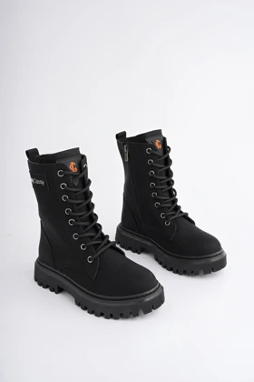 بوت و نیم بوت بچگانه mcdark mcdark