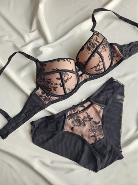 ست شورت و سوتین جکدار فنردار اروپایی کد: 1732