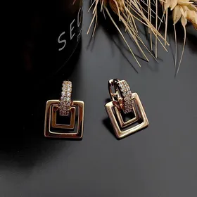 گوشواره حلقه‌ای آویز مربعی نگین‌دار ژوپینگ کد 557