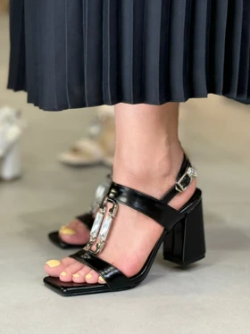 666 - پاشنه نگینی باگتی 666