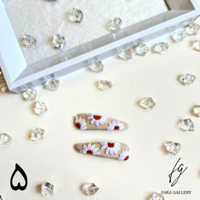 گیره تق تقی گلدوزی شده