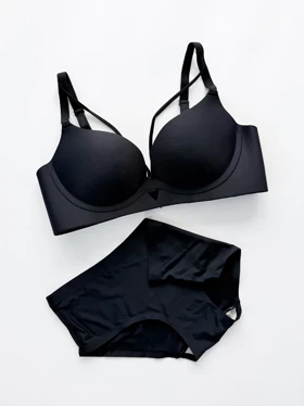 ست شورت و سوتین لیزری