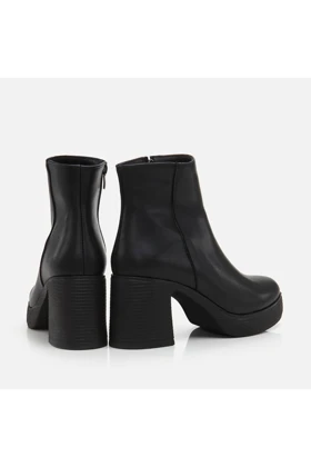 بوت و نیم بوت زنانه yaya-by-hotic yaya-by-hotic