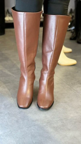 بوت پاشنه‌بلند جیران کد 8000