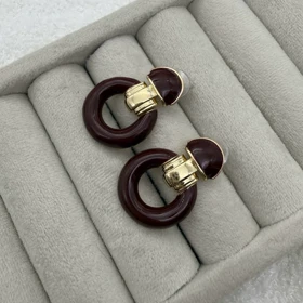 گوشواره دایره زرشکی