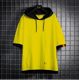 تیشرت کلاهدار