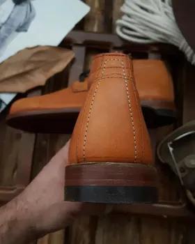نیم‌بوت رویه چرم