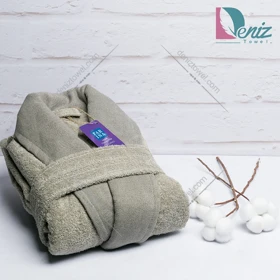 حوله تن پوش فارینا رنگ سدری