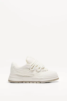 کتانی مردانه اورجینال برشکا bershka