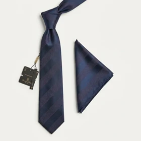 کراوات و پوشت دستدوز طرح اریب افکت دار برند Massimo Dutti (قرمز)