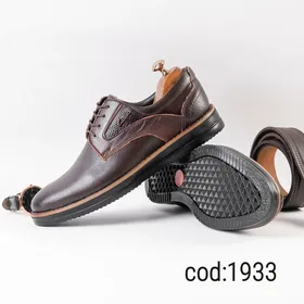 کفش چرم طبیعی تبریز قهوه ای سوخته زیره مشکی با خط کرم