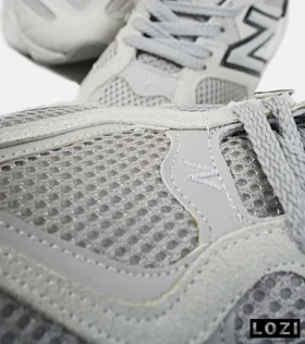 کفش کتانی طوسی NEW BALANCE 9060