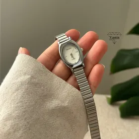 ساعت بنداستیل