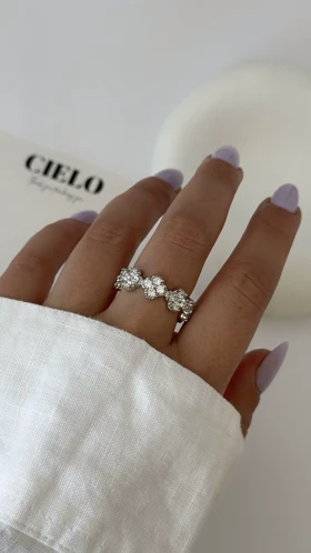 انگشتر ونکلیف نگین‌داره کامل