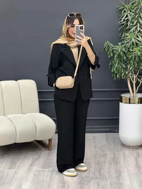ست مانتو شلوار دو دکمه آستین سگک