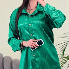 شومیز زنانه طرح دار حریر ساتن