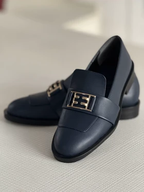 کفش زنانه (لوفر) classic shoes سورمه ای زنیر