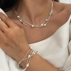 گردن‌بند نقره