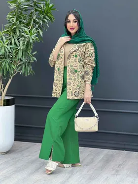 ست مانتو شلوار طرح دار چهار دکمه