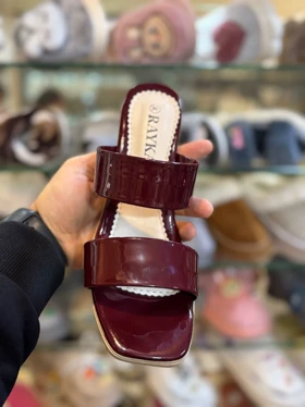 صندل مجلسی زنانه رایکا مدل 2بند زرشکی