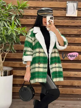 پالتو چهارخونه یقه خز