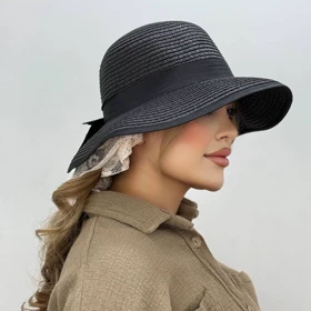 کلاه ساحلی لاتین