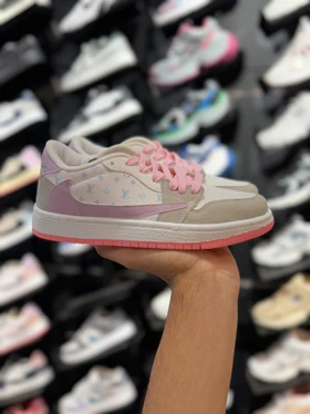 کتانی زنانه لوویتون صورتی