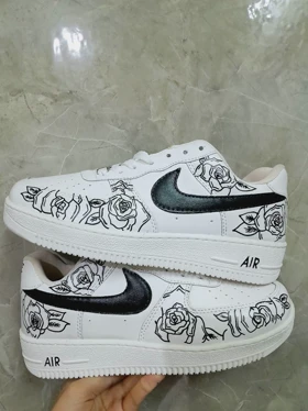 کفش اسپرت نایک ایرفورس مدل air force طرح Black rose nike