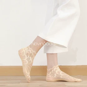 جوراب گیپوری صبا