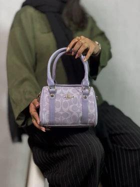کیف صندوقی دخترانه کوچ یاسی coach