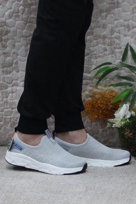 کفش های روزمره مردانه kinetix