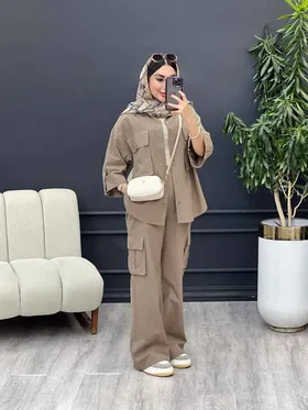 ست مانتو و شلوار کارگو برش‌دار