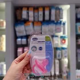 پستانک تمام سیلیکون صورتی 6 تا 16 ماه Chicco