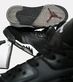 کتانی ساق‌دار زنانه و مردانه مشکی Nike air jordan 5 مدل 6476