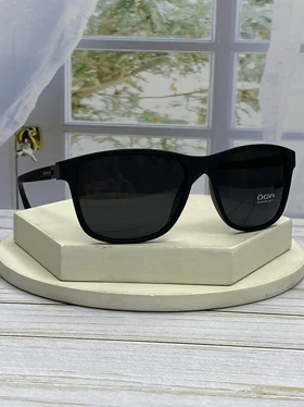 خرید آنلاین عینک Oga Morel با عدسی پلاریزه پلی‌کربنات UV400 و فریم TR90؛ تضمین کیفیت و محافظت 100٪ در برابر اشعه خورشید.