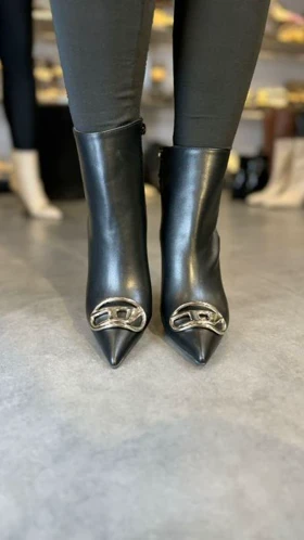 بوت بالنسیاگا پاشنه کد573