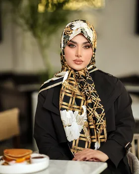 روسری دست دوز مجلسی ابریشم