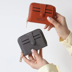 کیف پول و جاکارتی گریس