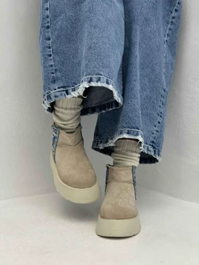 UGG بغل نوار