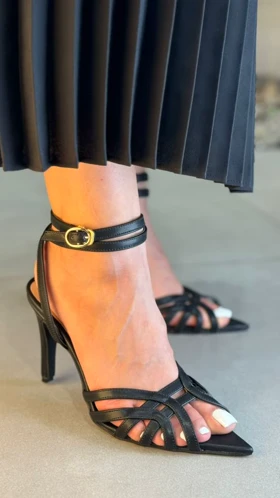 6369 - پاشنه نوک تیز دور مچی 6369