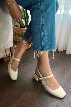 کفش پاشنه‌بلند کلاسیک زنانه polka-store polka-store