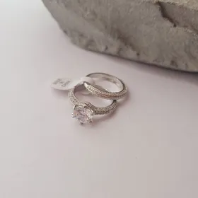 حلقه و پشت حلقه طرح معروف Pave
