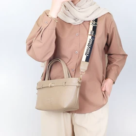 کیف دوشی دستی دلانا DELANA (نسکافه ای)