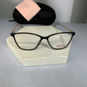 عینک طبی استات tomhill کد gt1060 (فریم قهوه ای)