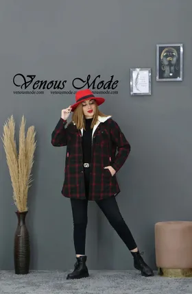 پالتو چهارخونه داخل ببعی