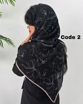 روسری پلیسه مشکی طرحدار وارداتی 4425