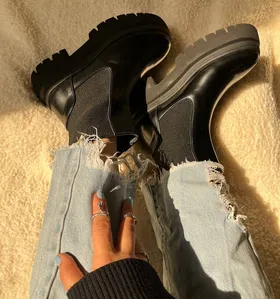 نیم بوت شیک زنانه لژدار کد 1163