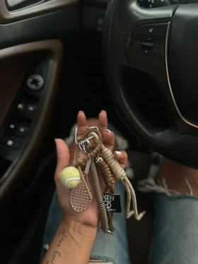 آویز کیف شیک طرح توپ و راکت تنیس، خاص و دوست‌داشتنی