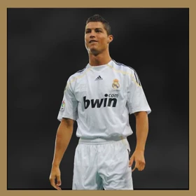 لباس اول رئال مادرید 2009-2010